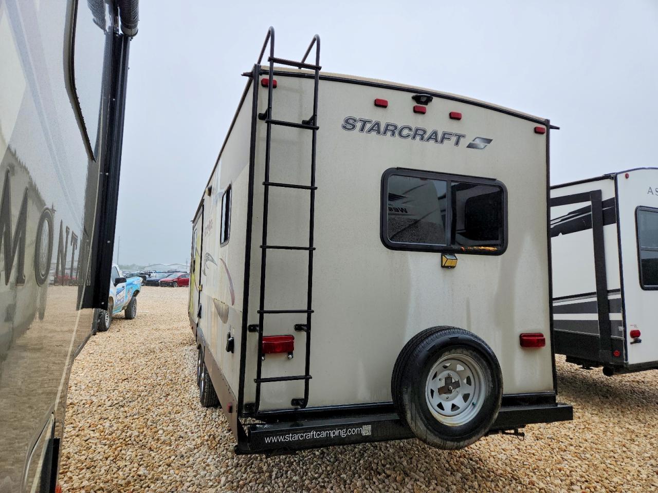 2017 STARCRAFT Camper