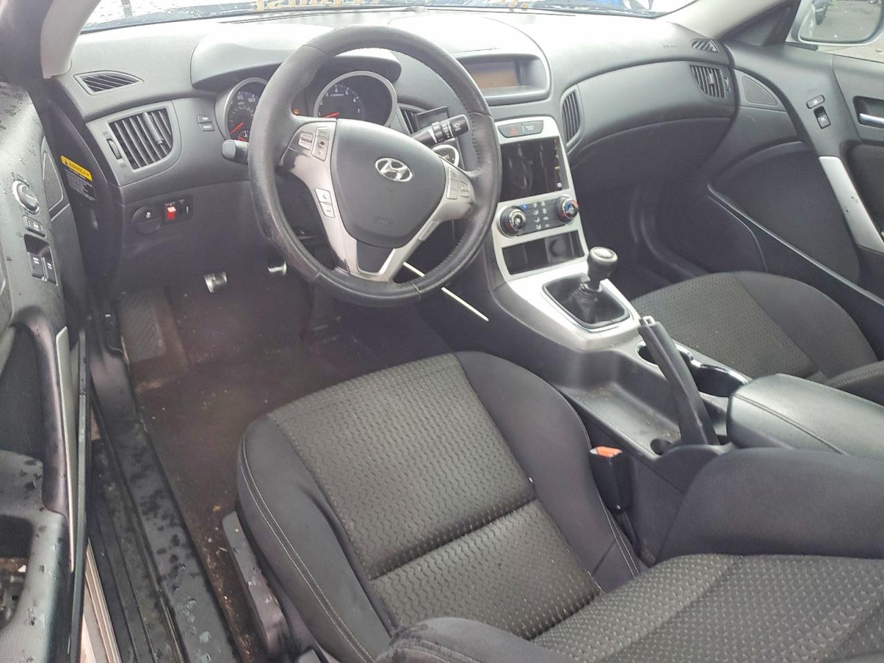 2010 HYUNDAI GENESIS