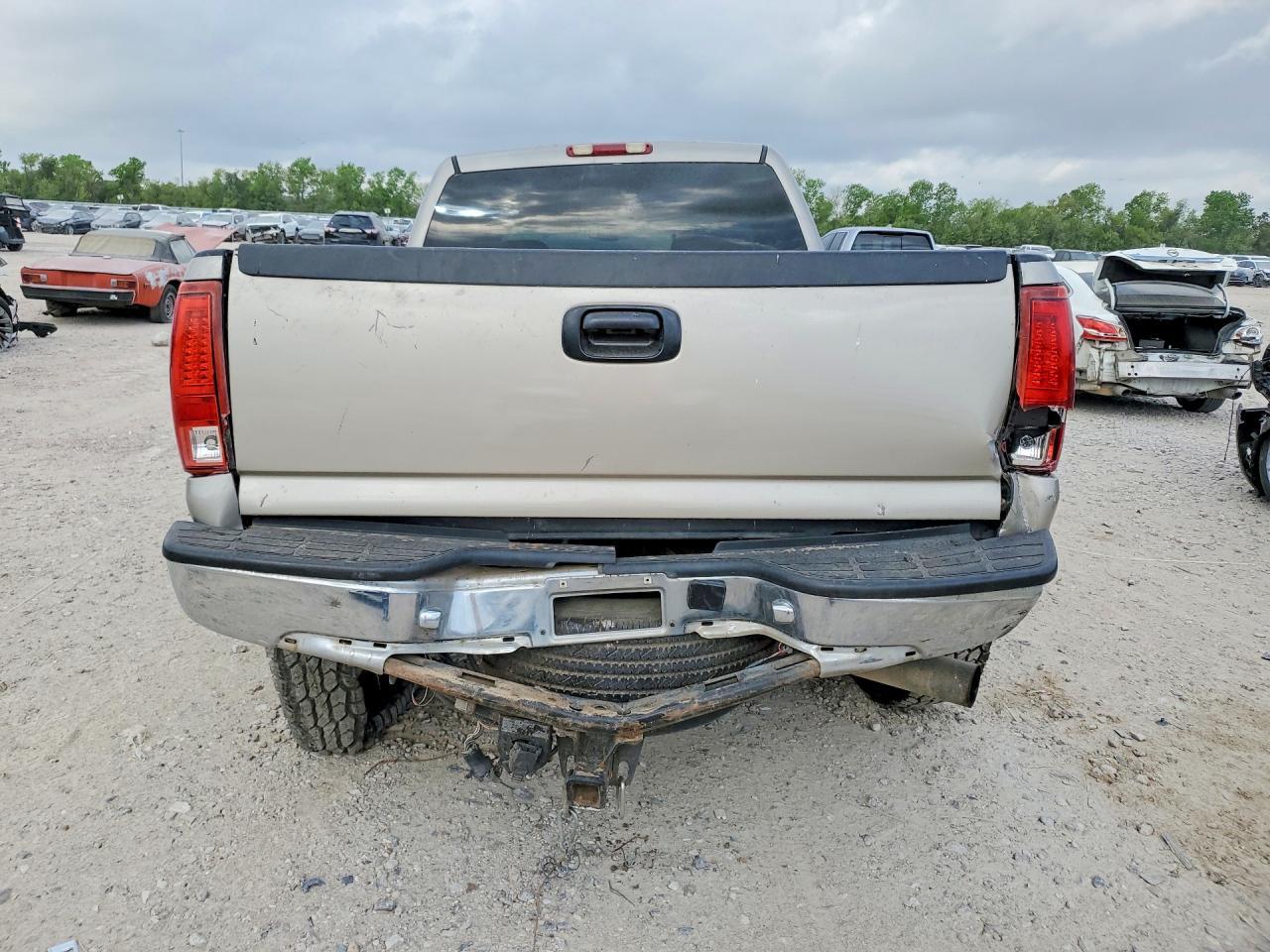 2004 CHEVROLET Silverado 2500