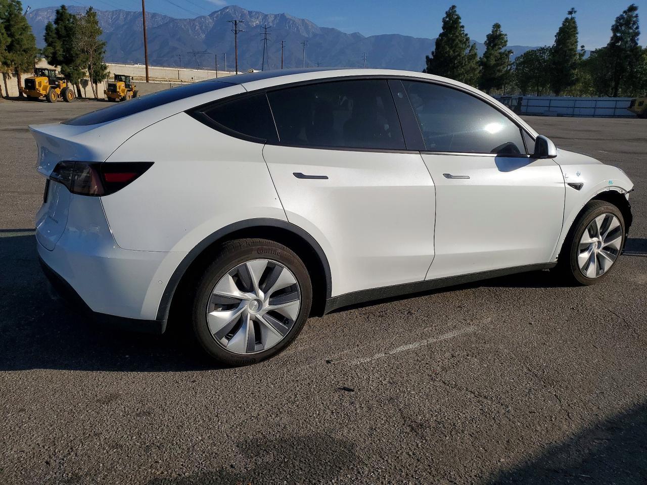 2022 TESLA MODEL Y