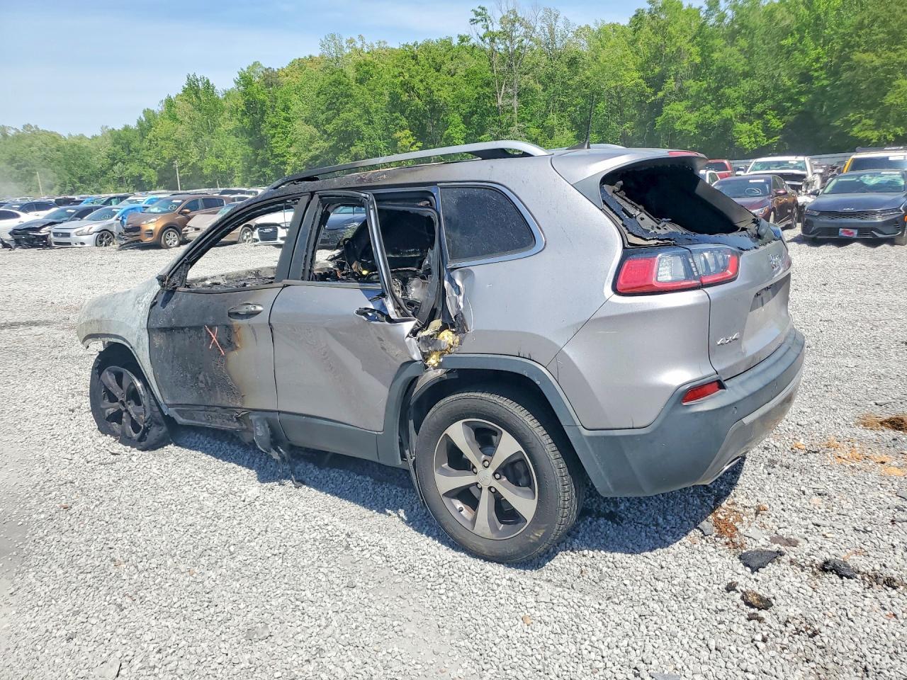 2019 JEEP CHEROKEE