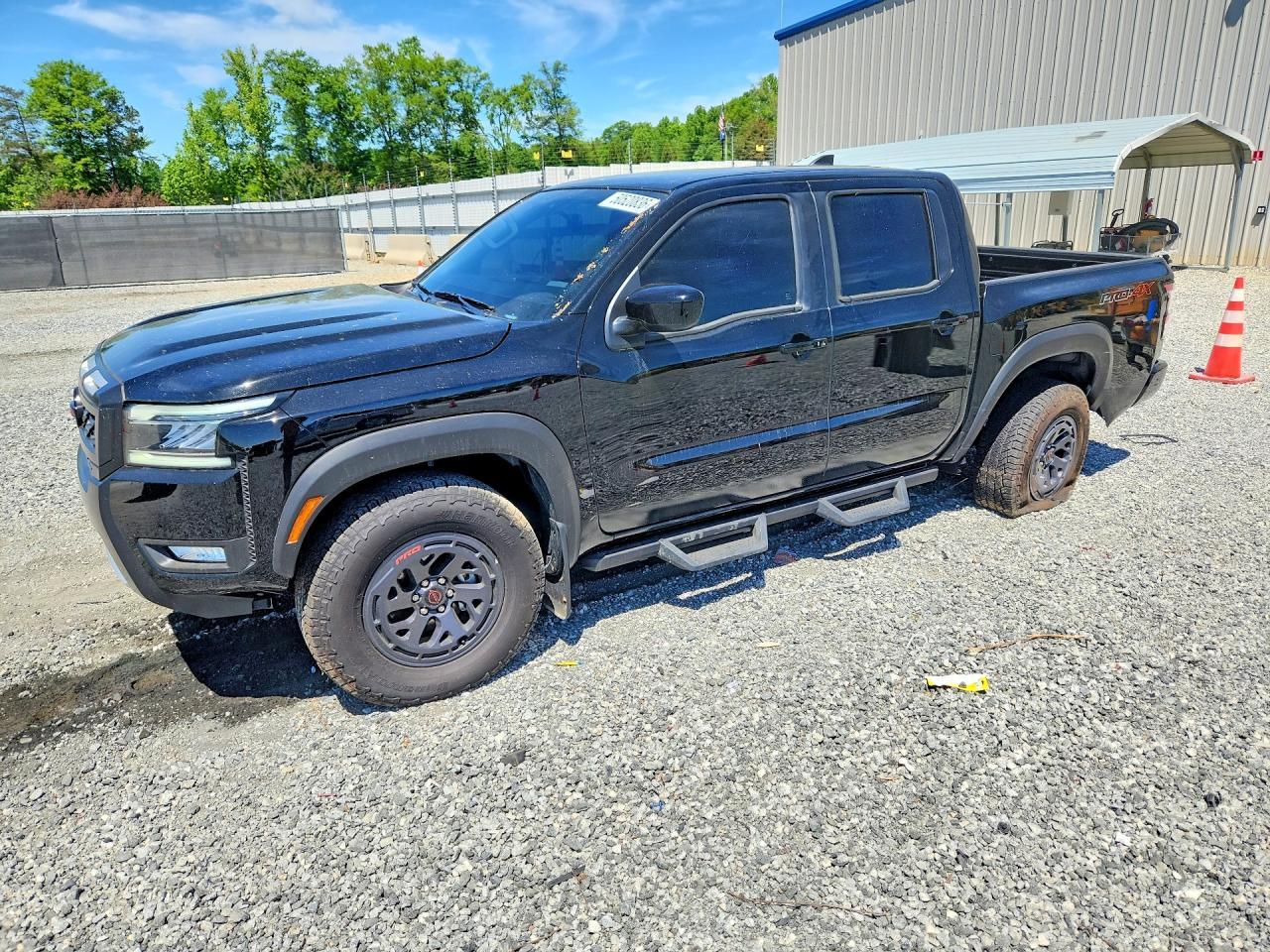 2025 NISSAN Frontier