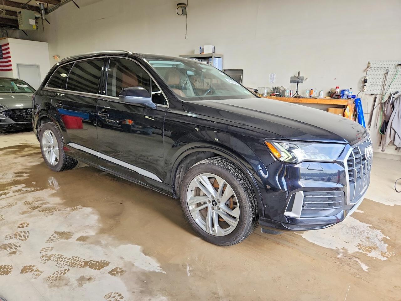 2021 AUDI Q7