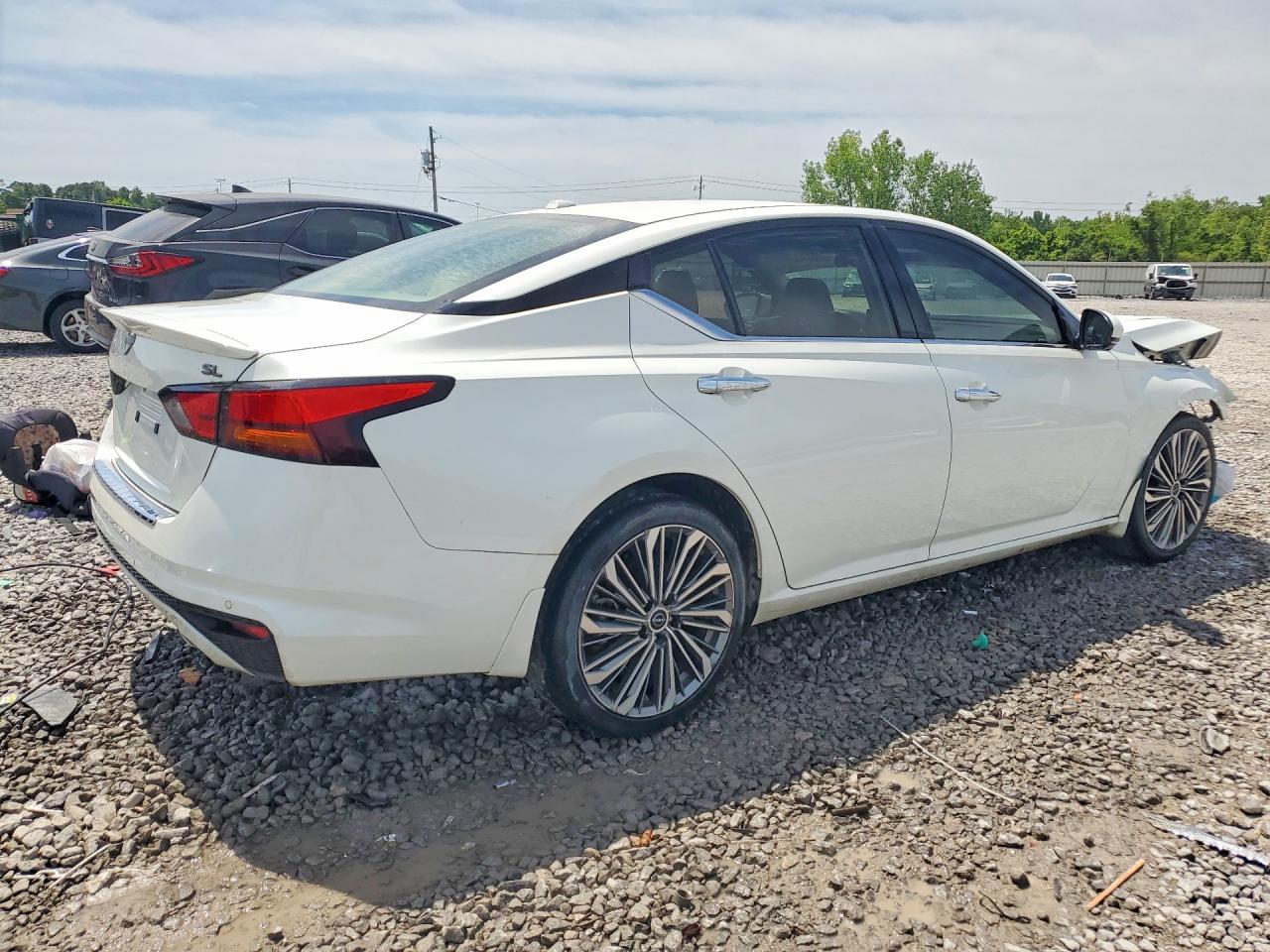 2023 NISSAN ALTIMA