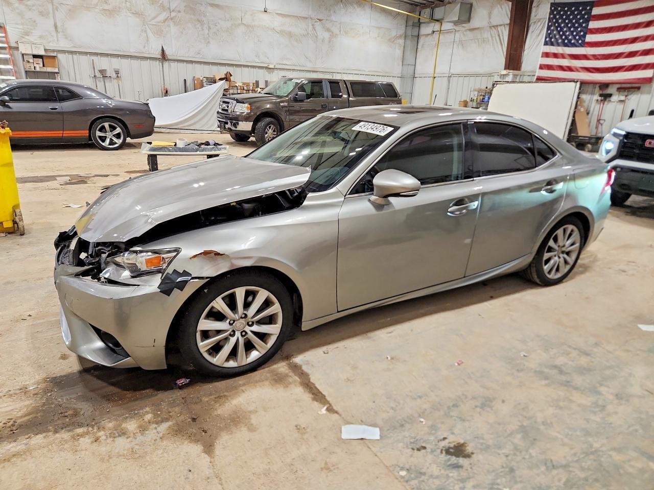 2016 LEXUS IS 200t