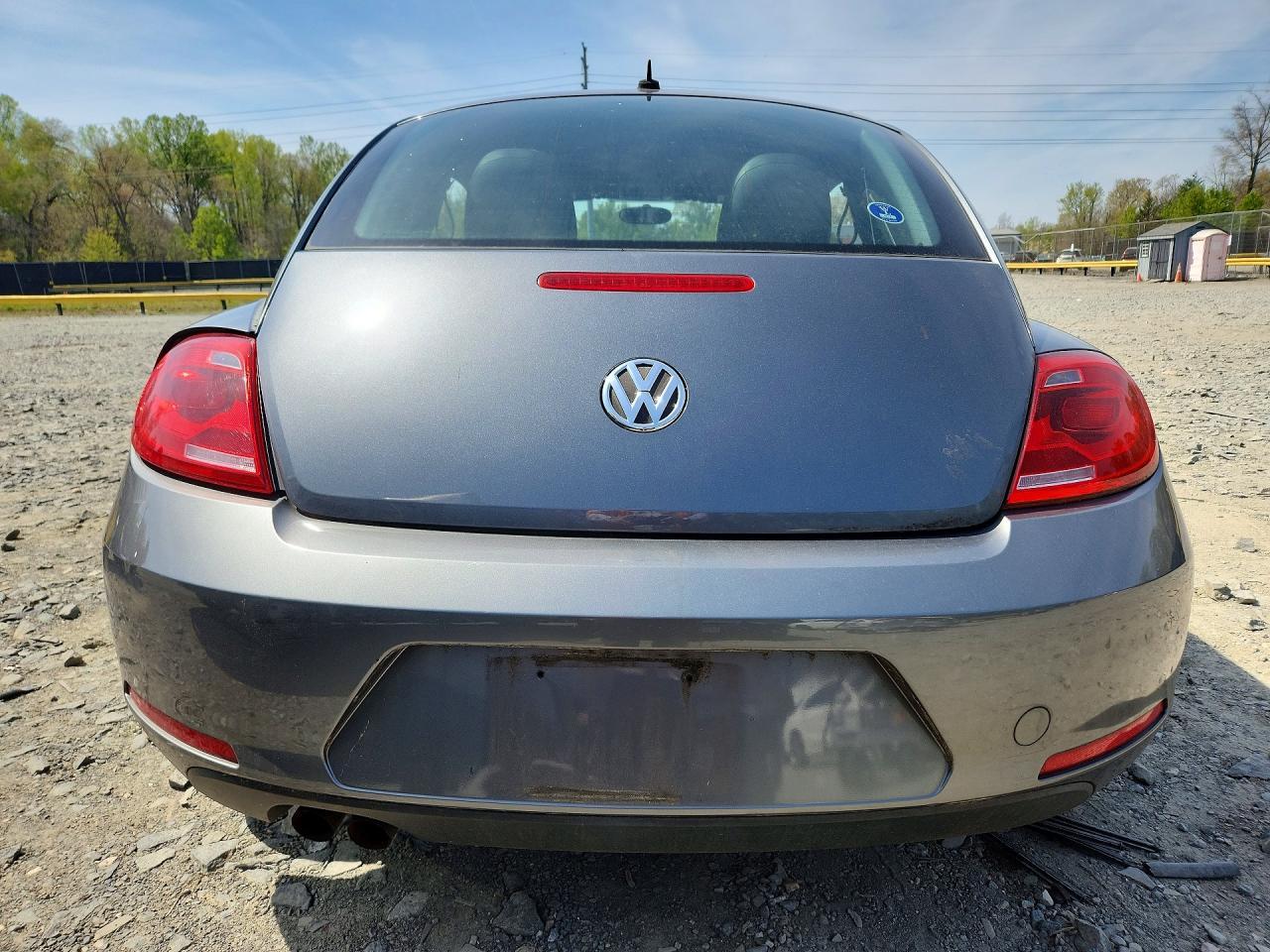 2012 VOLKSWAGEN Beetle