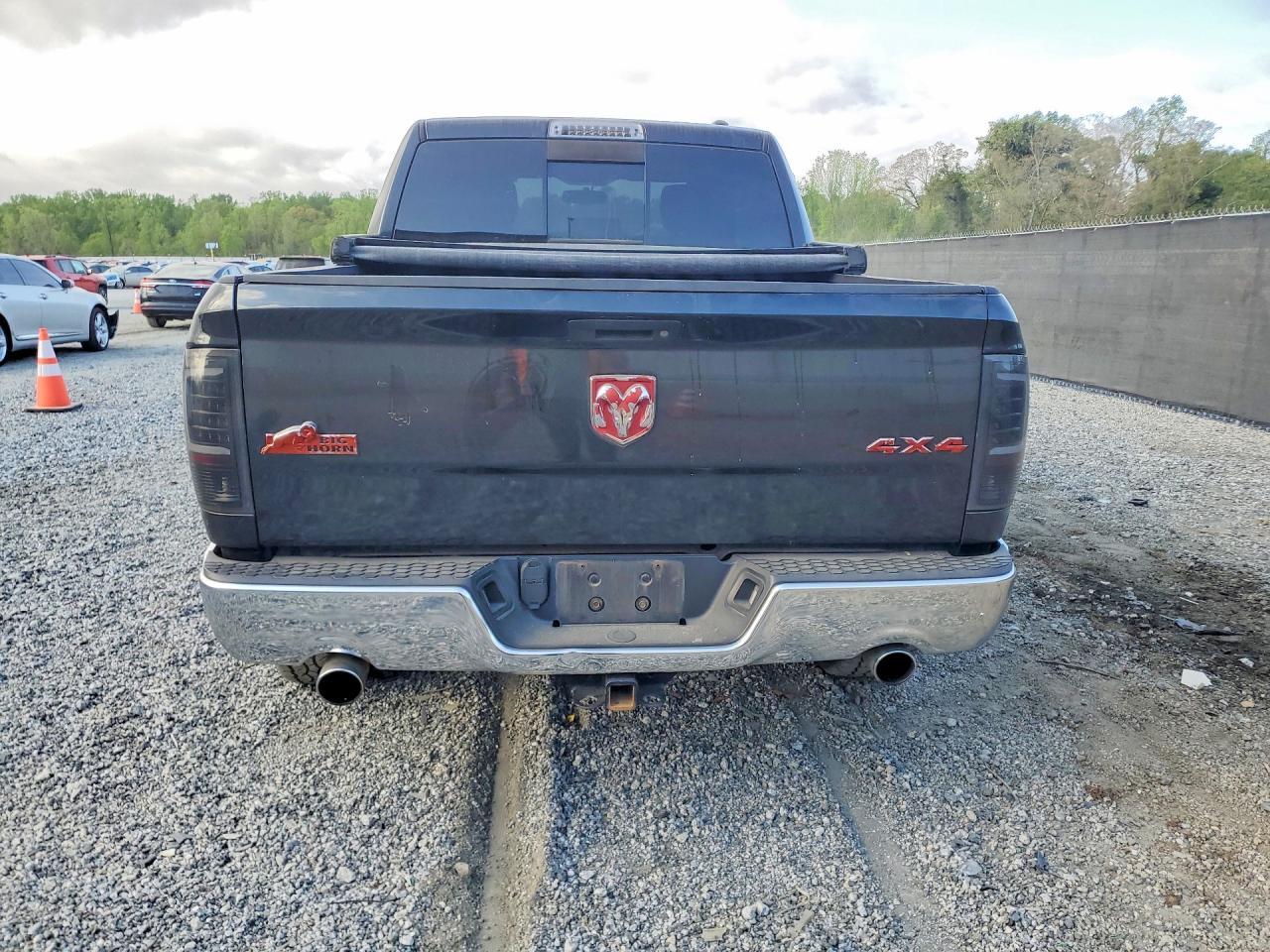 2011 DODGE RAM 1500