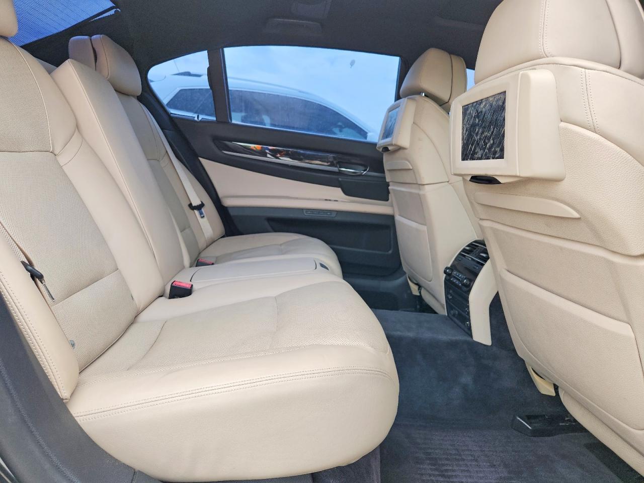 2011 BMW 7 series