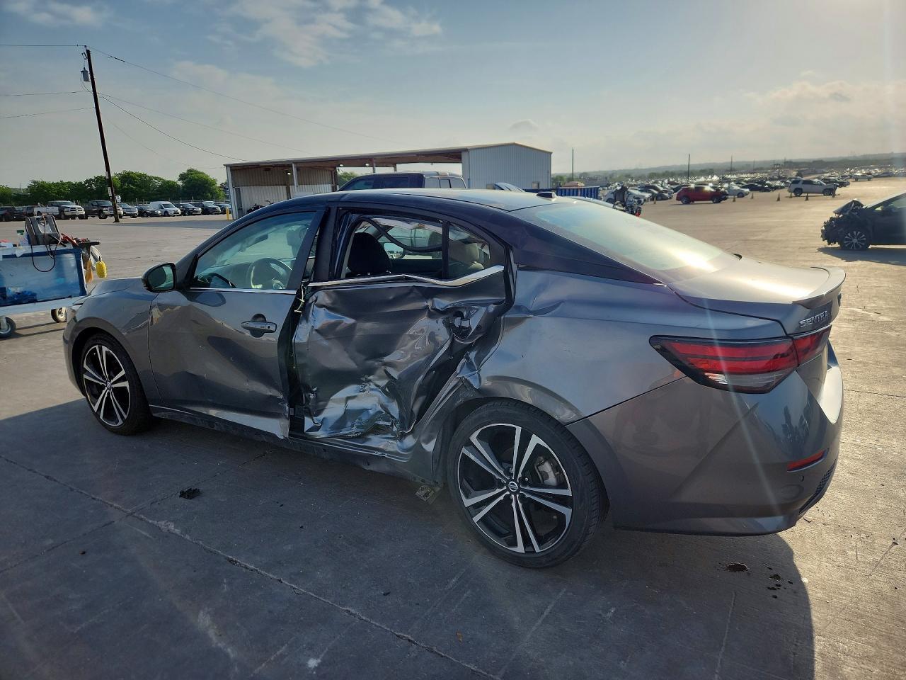 2023 NISSAN SENTRA