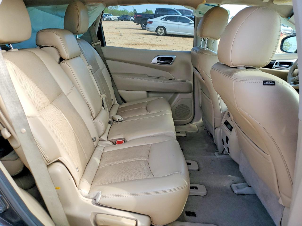 2015 NISSAN PATHFINDER