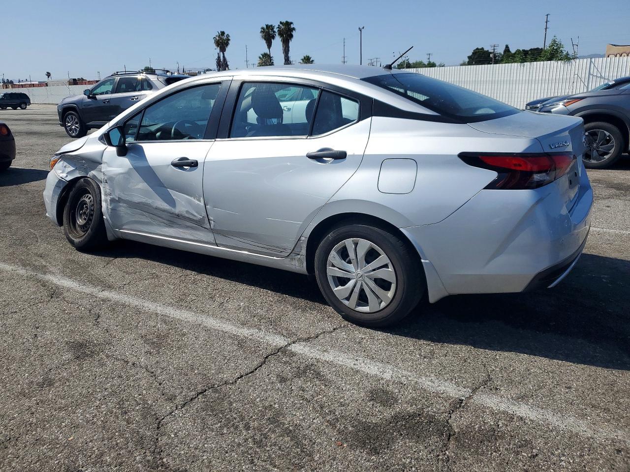 2022 NISSAN VERSA