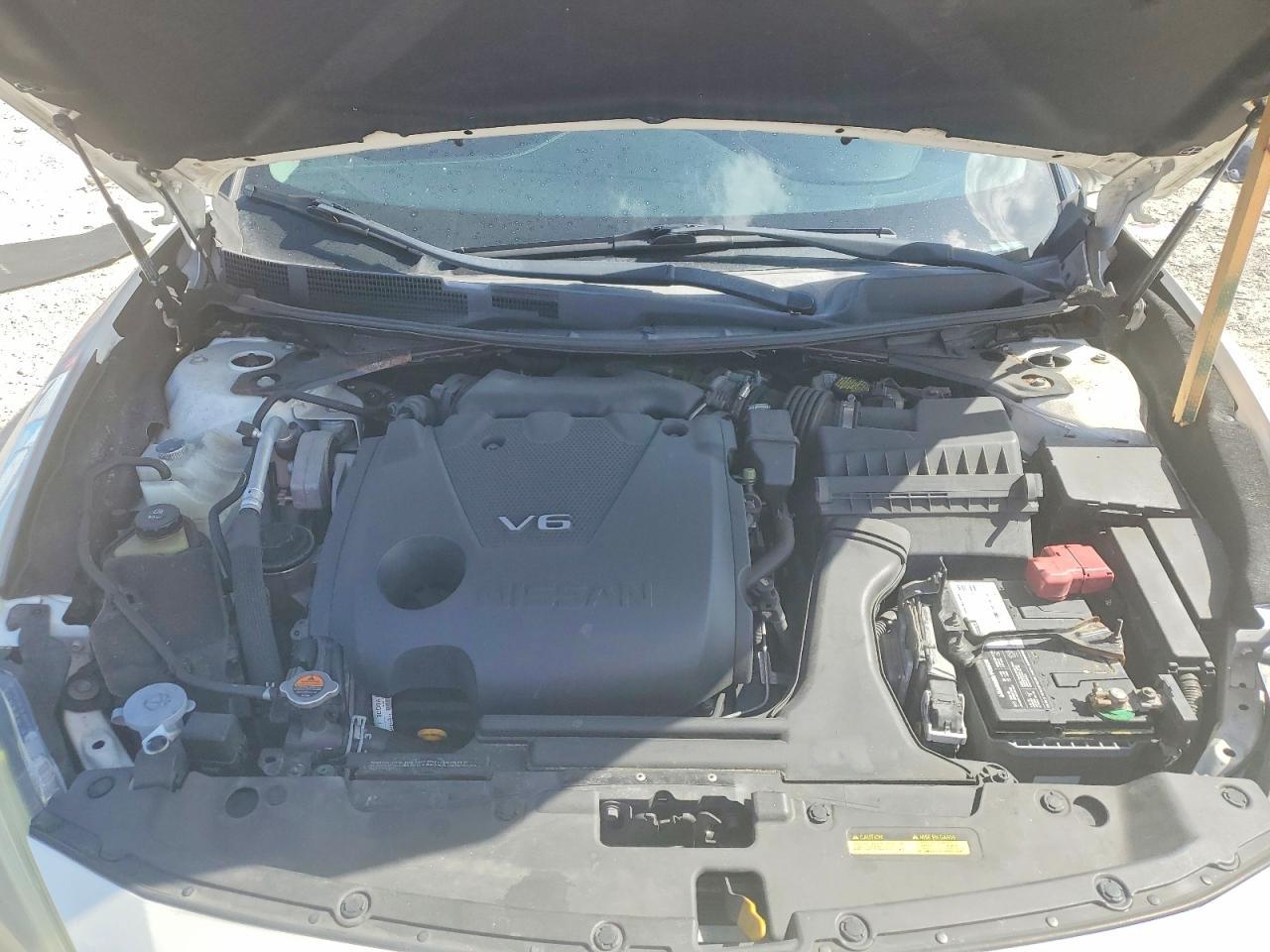 2017 NISSAN Maxima