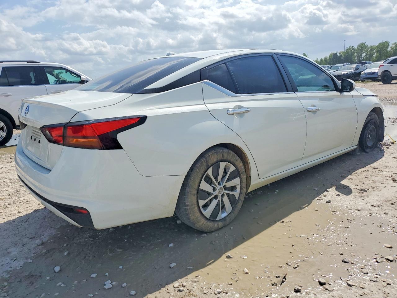2019 NISSAN ALTIMA