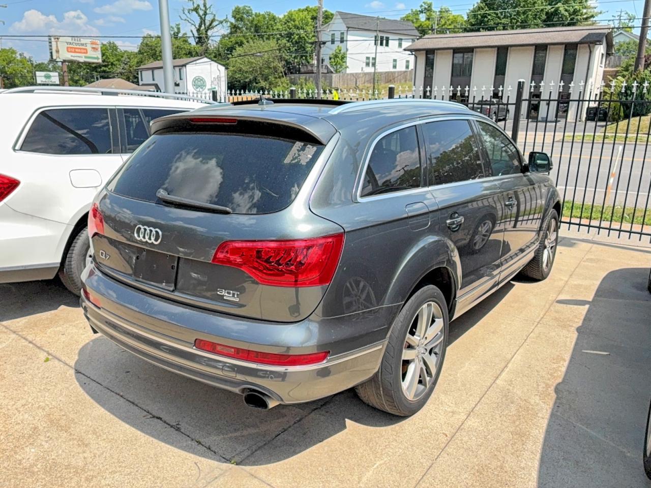 2015 AUDI Q7