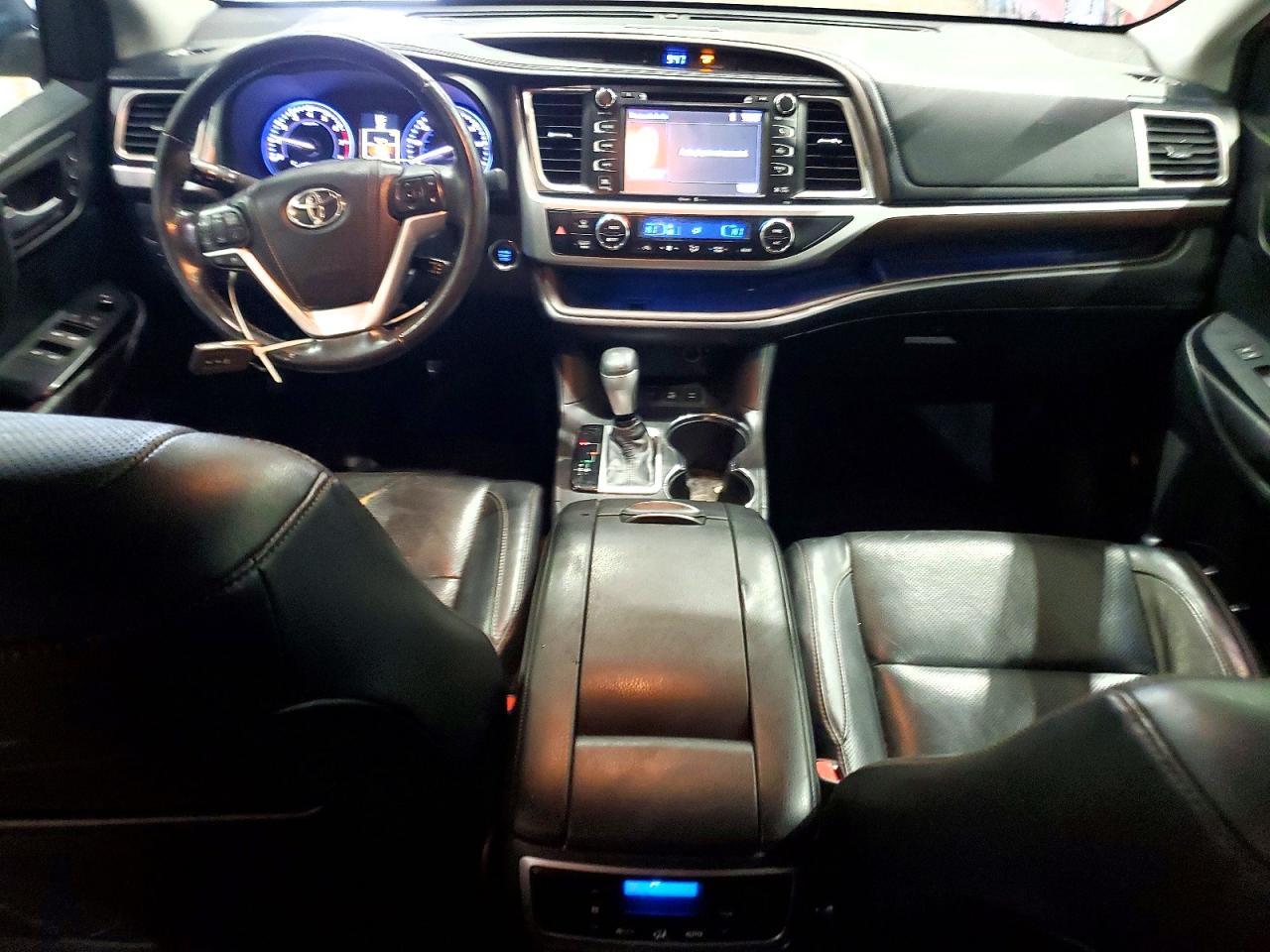 2014 TOYOTA HIGHLANDER