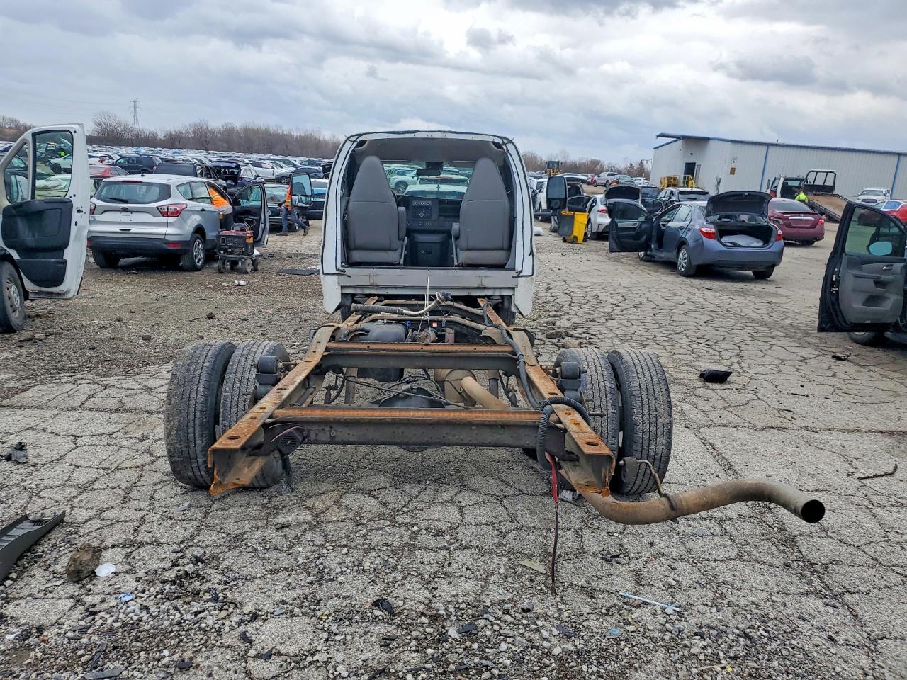 2021 CHEVROLET Express 4500