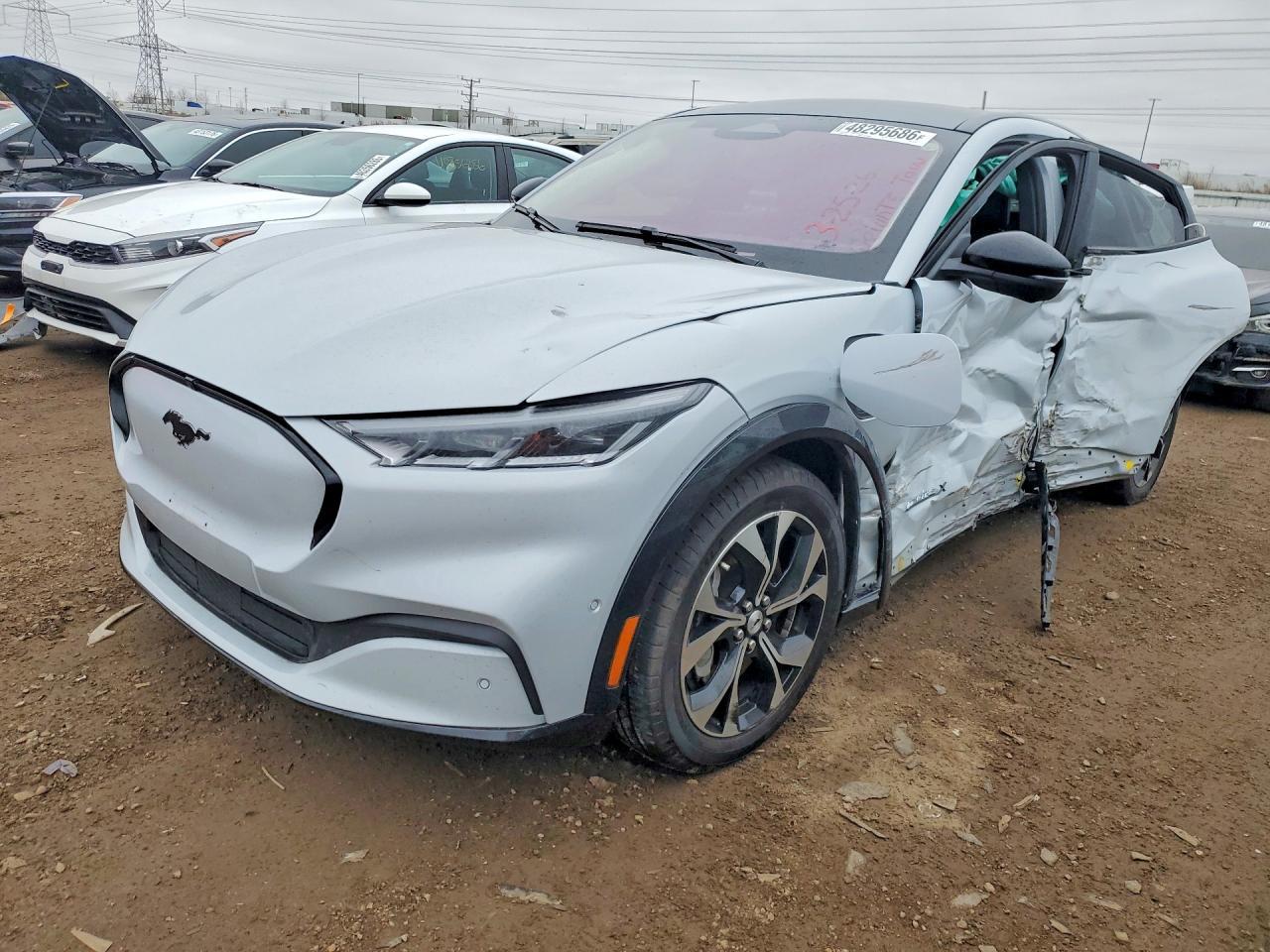 2022 FORD Mustang Mach-E