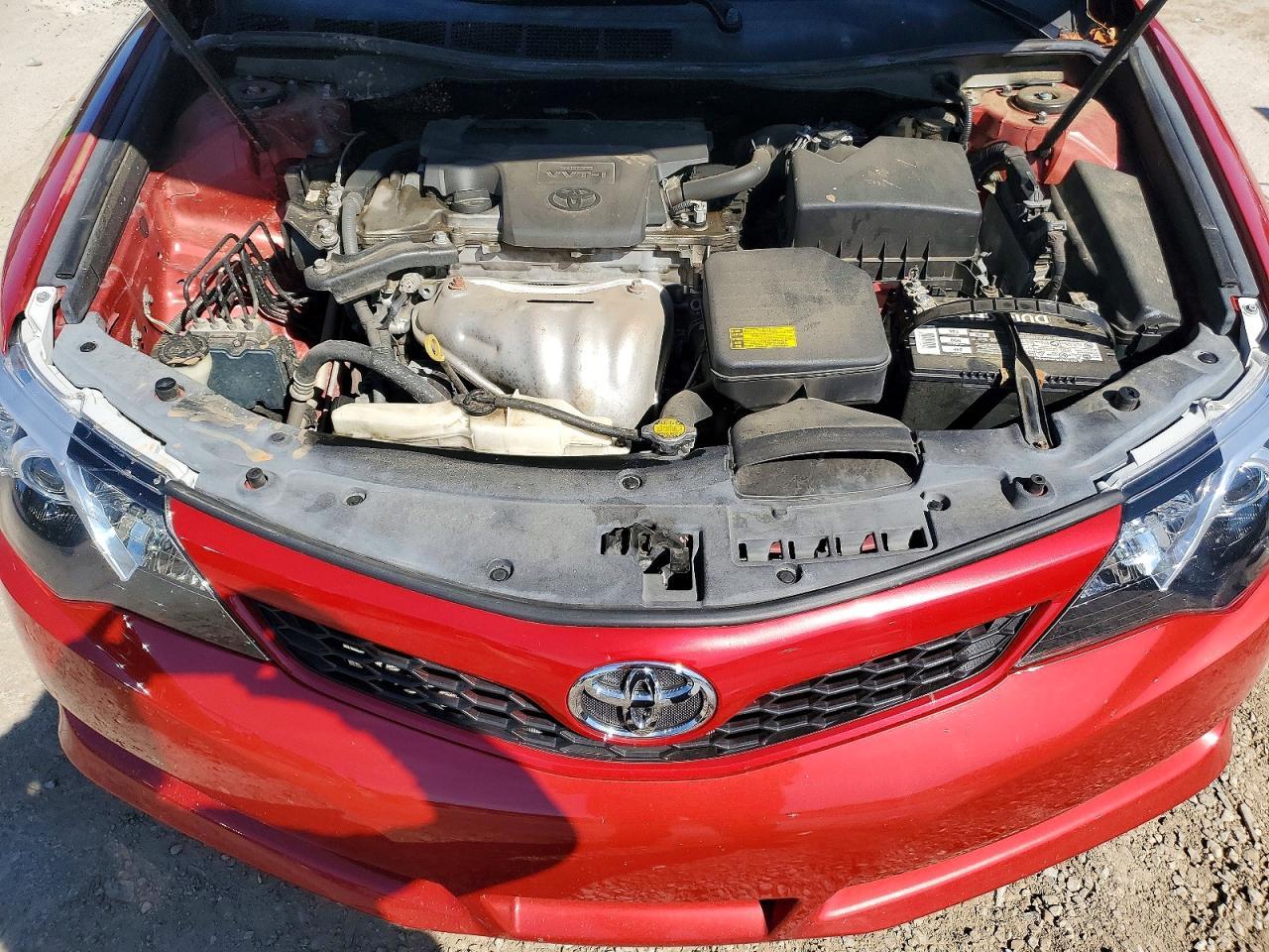2014 TOYOTA CAMRY