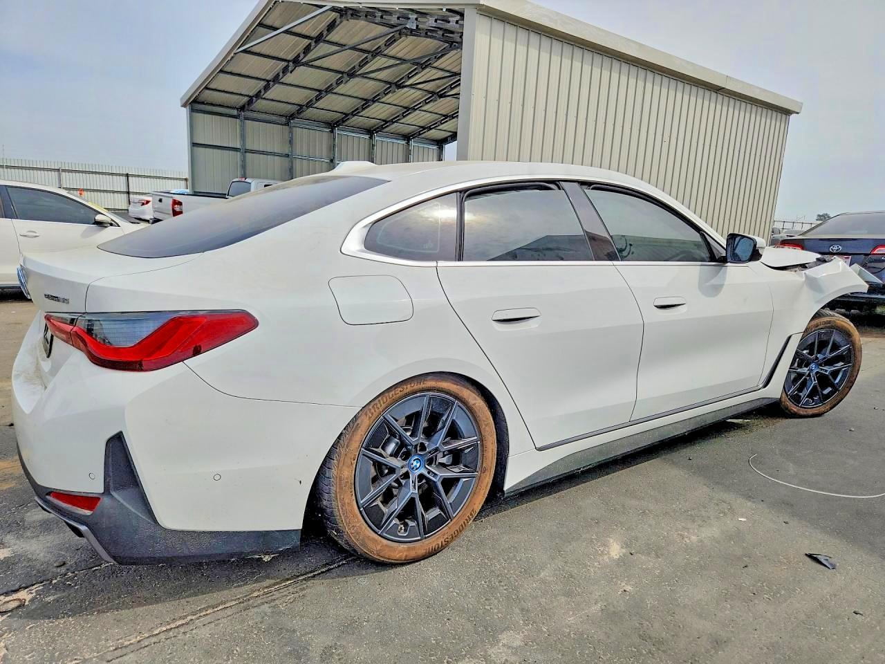 2024 BMW i4