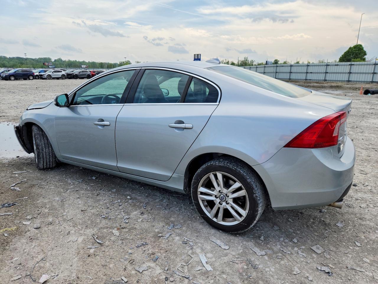 2013 VOLVO S60