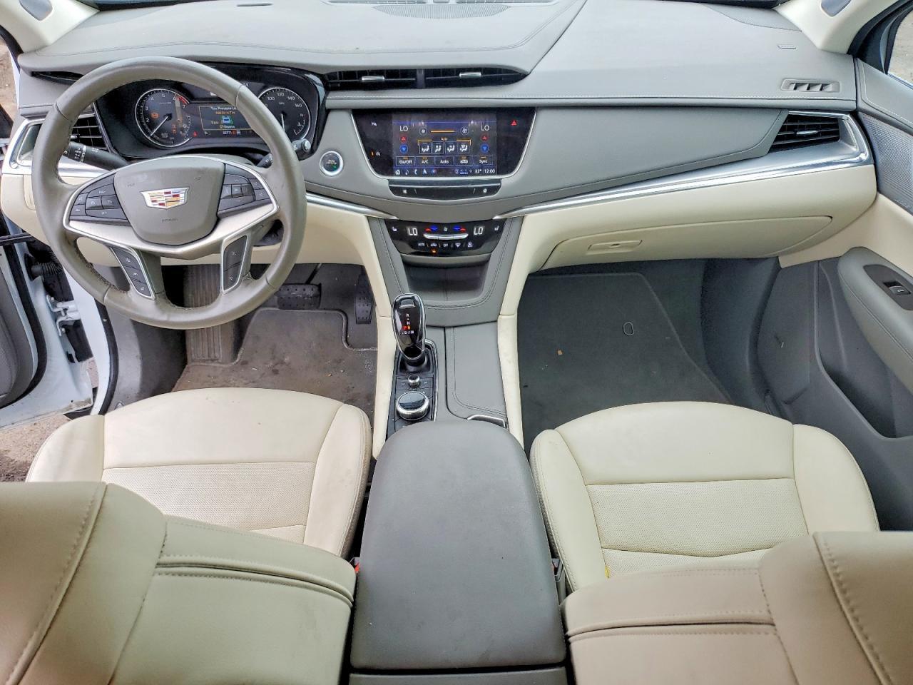 2024 CADILLAC XT5