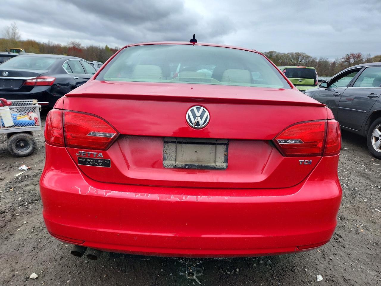 2011 VOLKSWAGEN JETTA