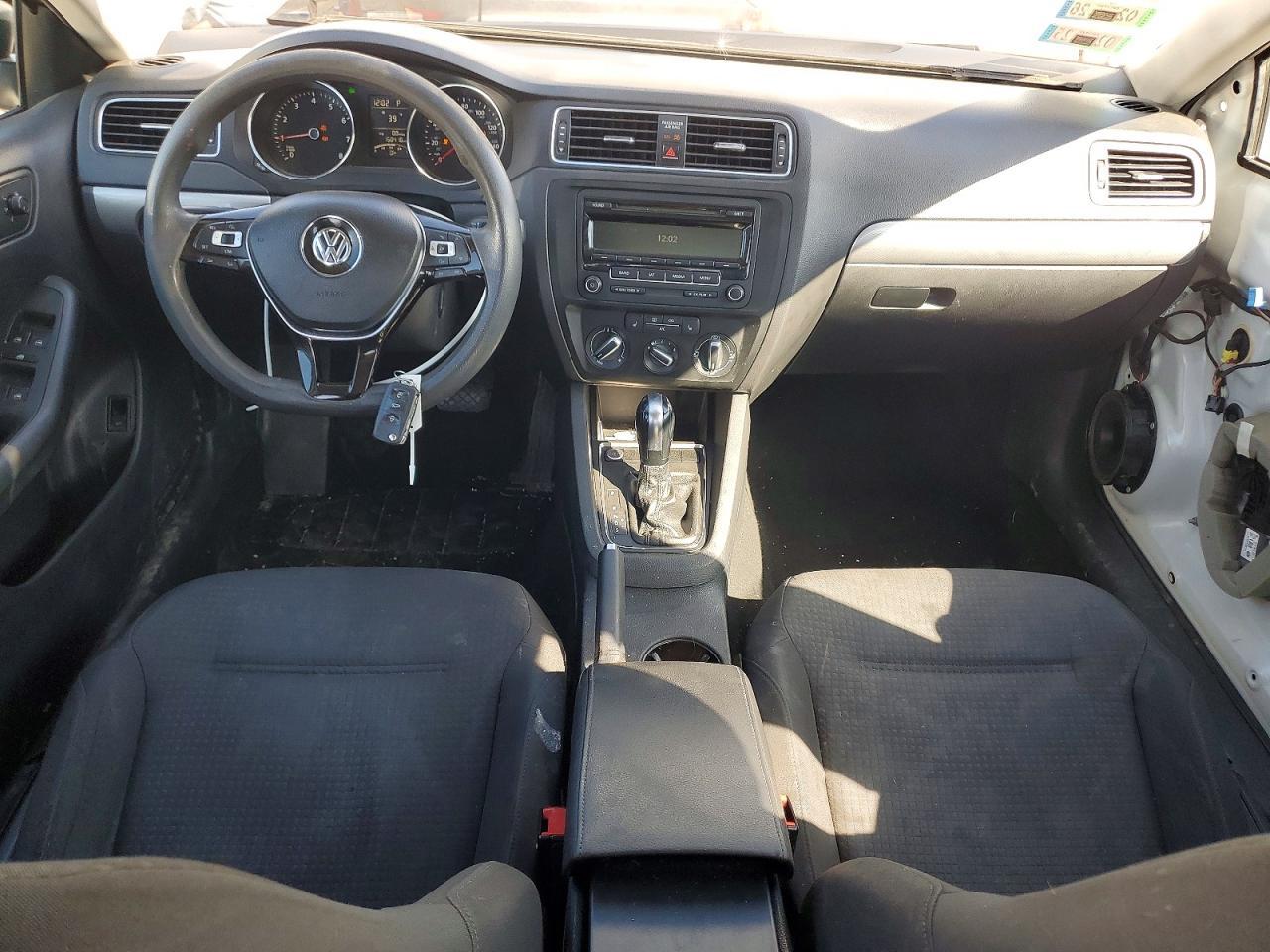 2015 VOLKSWAGEN JETTA