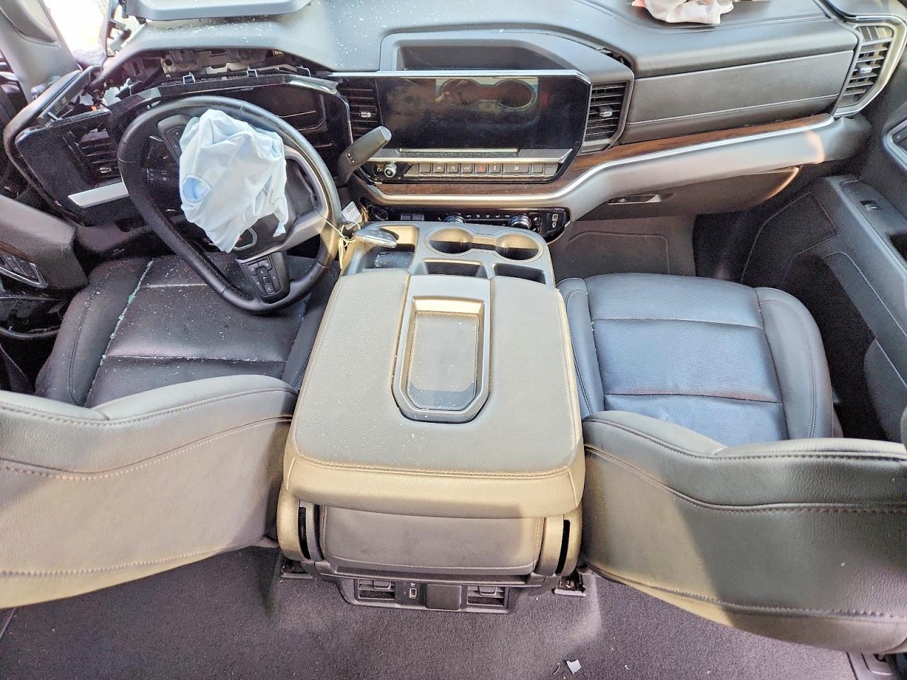 2025 GMC Sierra
