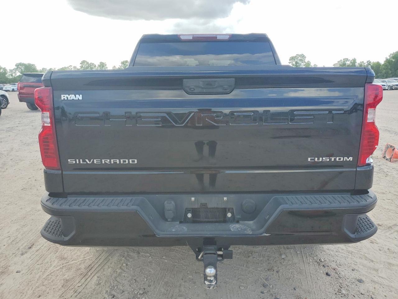 2023 CHEVROLET Silverado