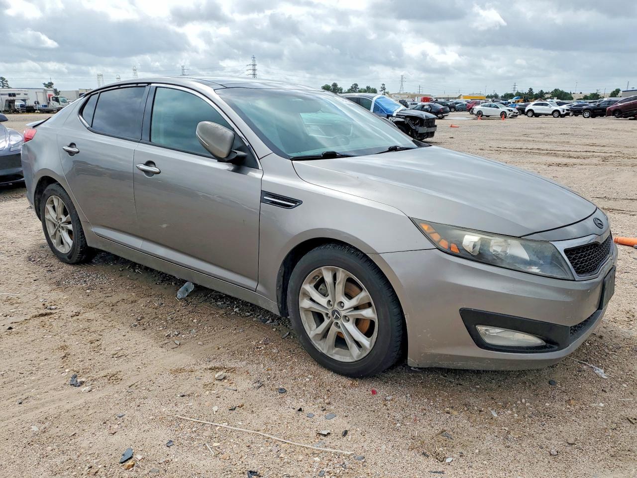 2013 KIA OPTIMA