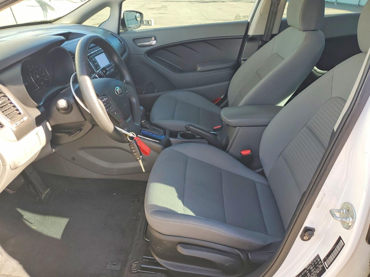 2017 KIA FORTE