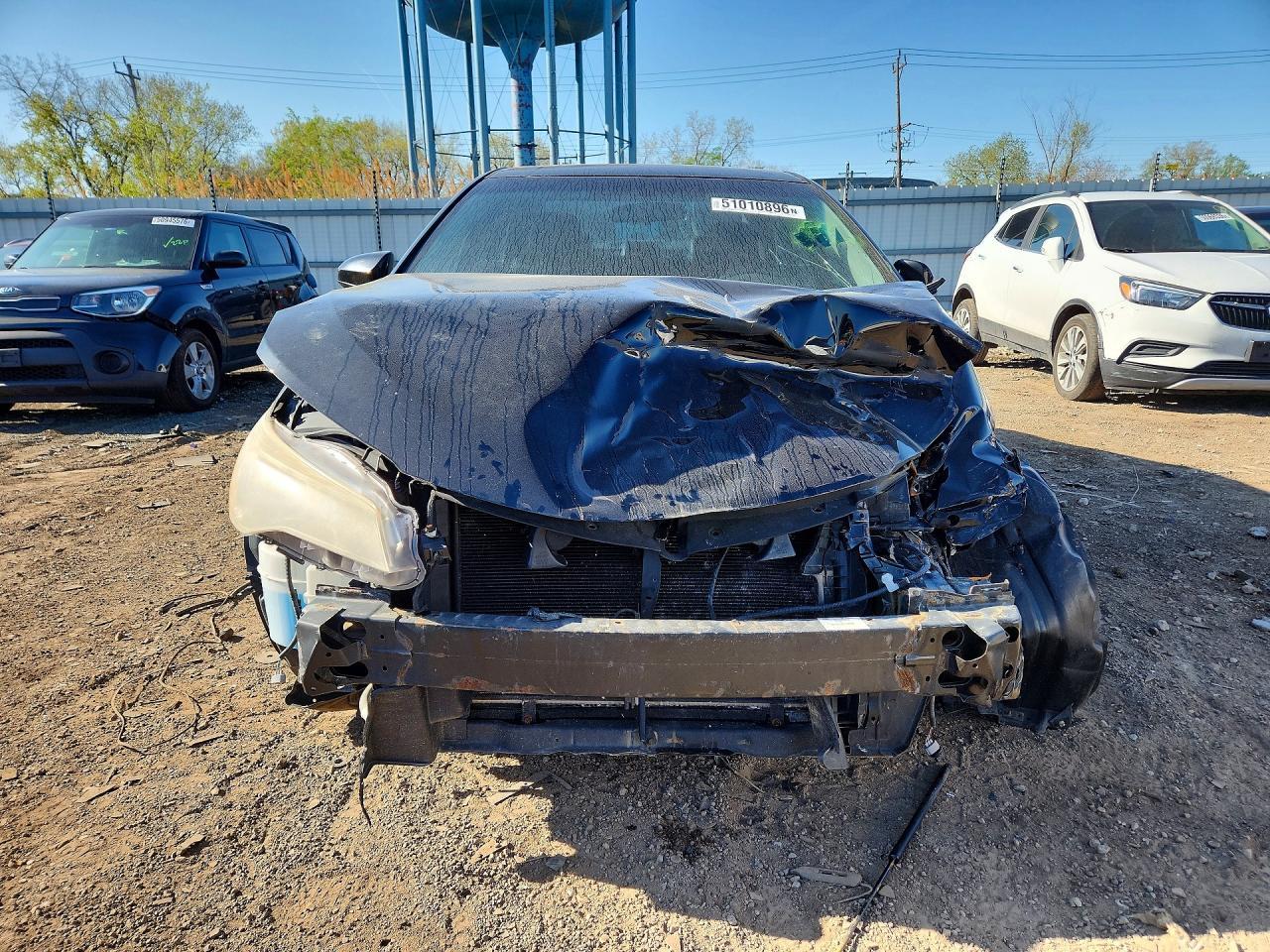 2016 TOYOTA CAMRY