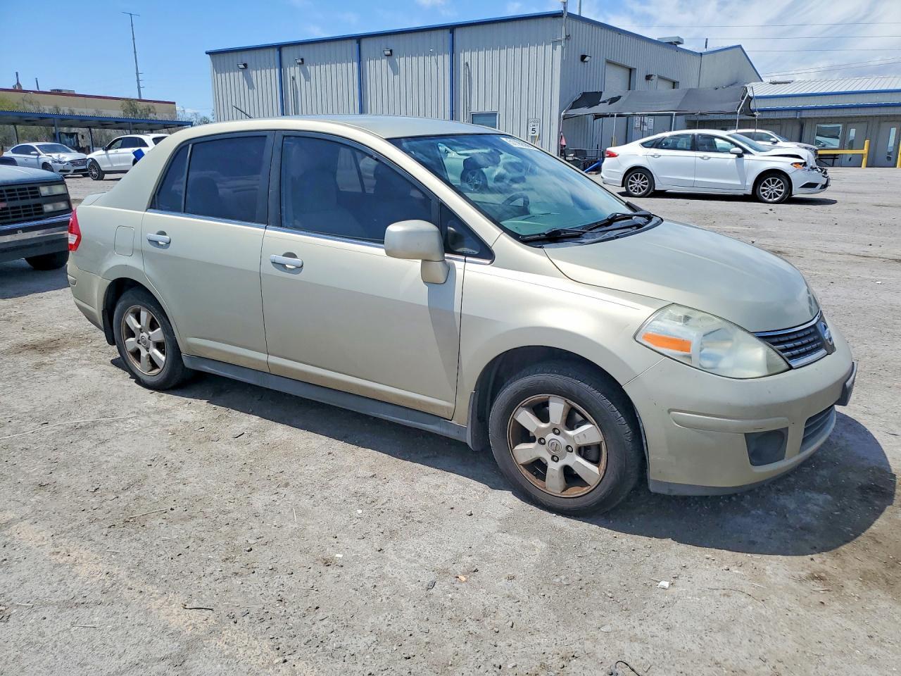 2007 NISSAN VERSA