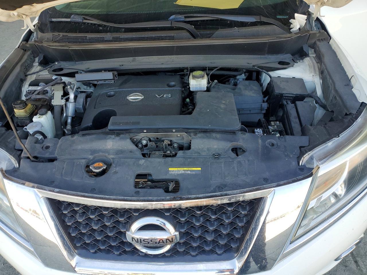 2016 NISSAN PATHFINDER