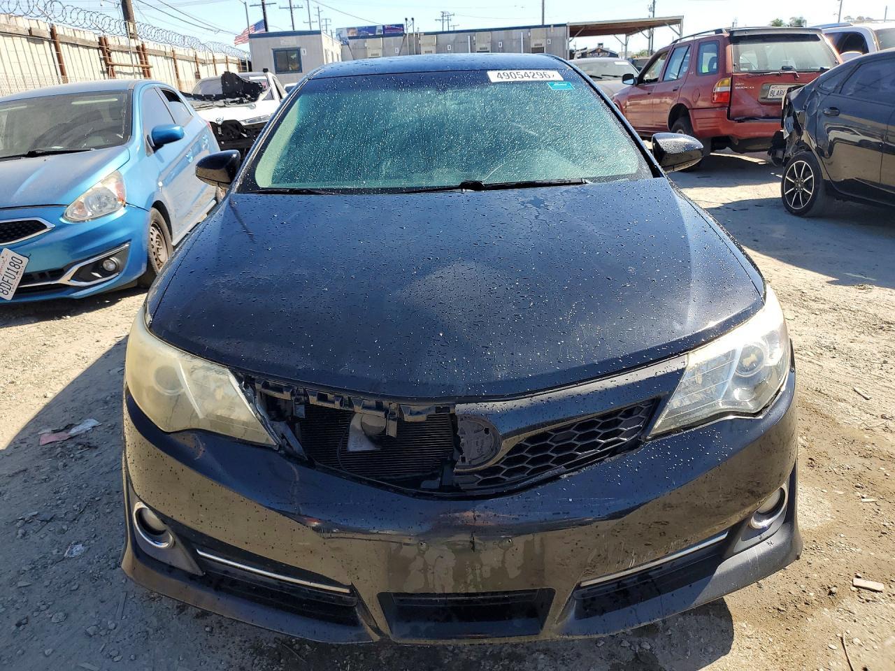 2014 TOYOTA CAMRY