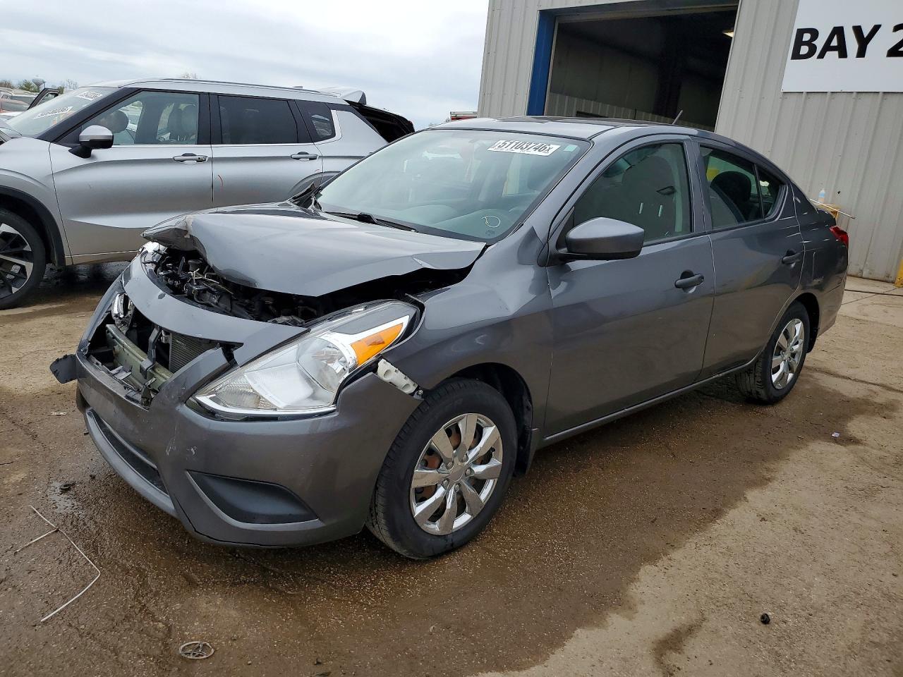 2018 NISSAN VERSA