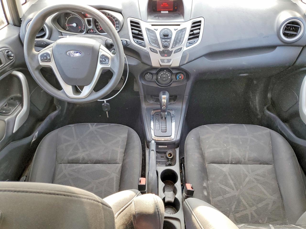 2012 FORD Fiesta