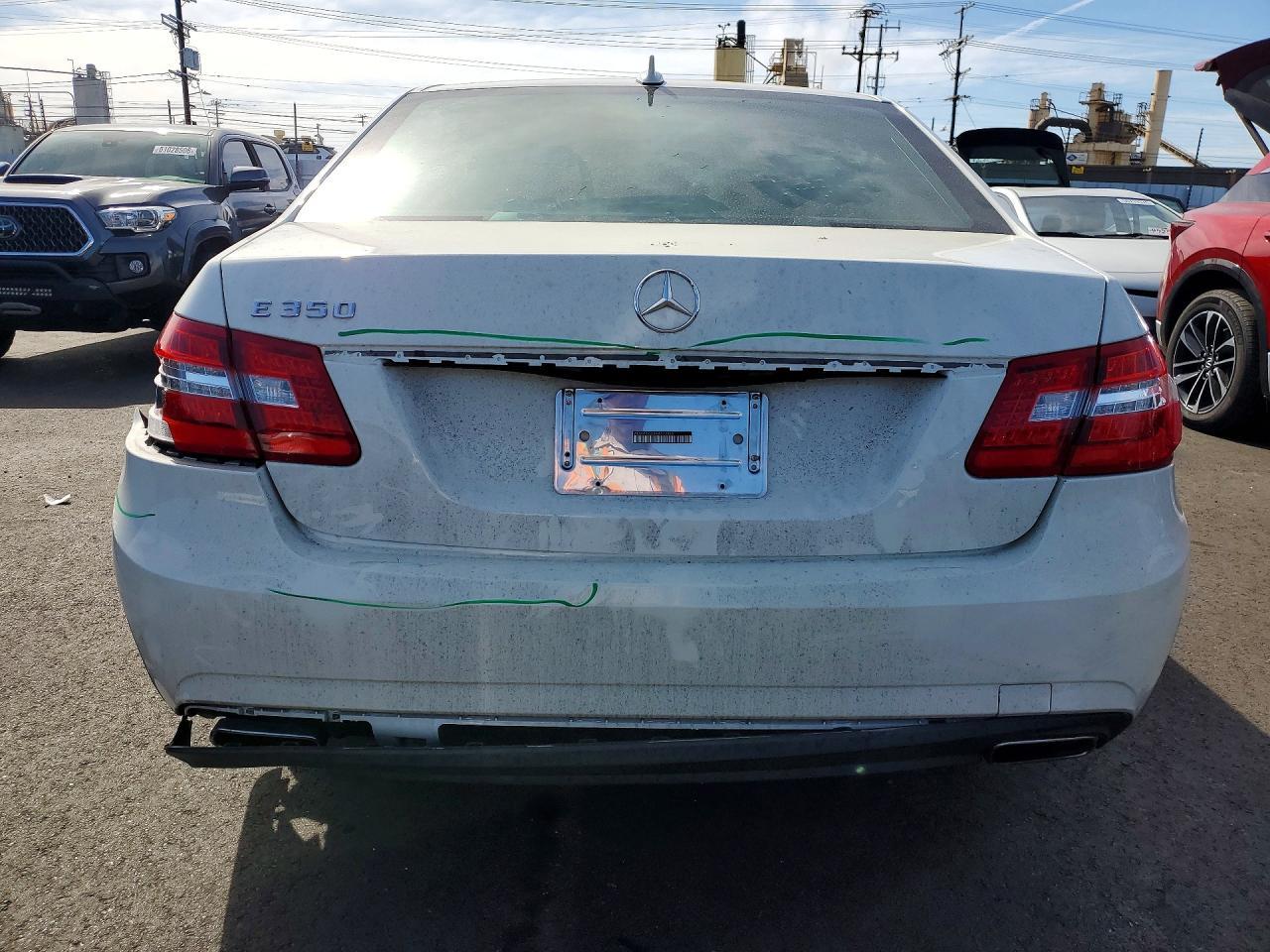 2010 MERCEDES-BENZ E-Class