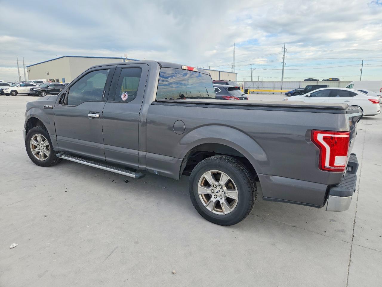 2015 FORD F-150