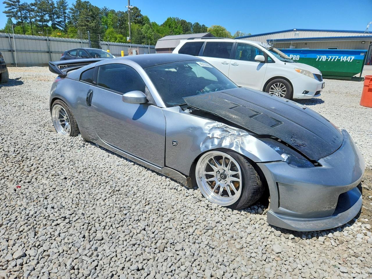 2003 NISSAN 350Z