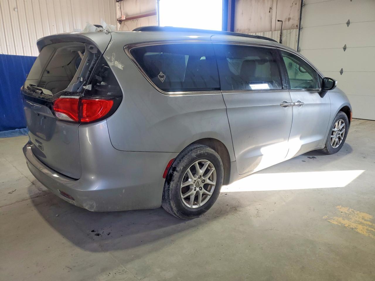 2021 CHRYSLER Voyager