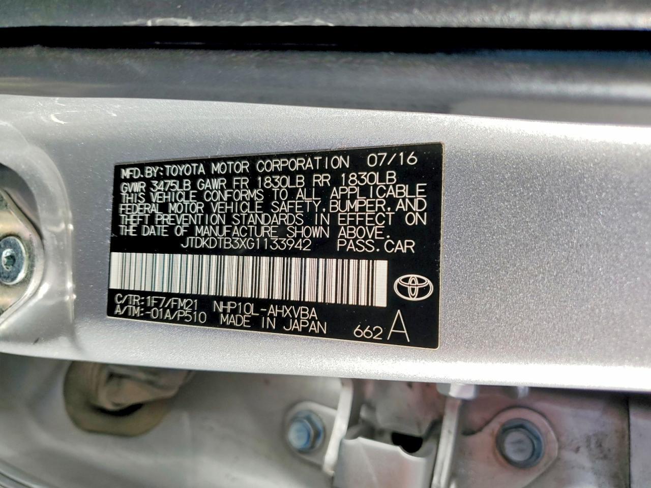 2016 TOYOTA Prius c