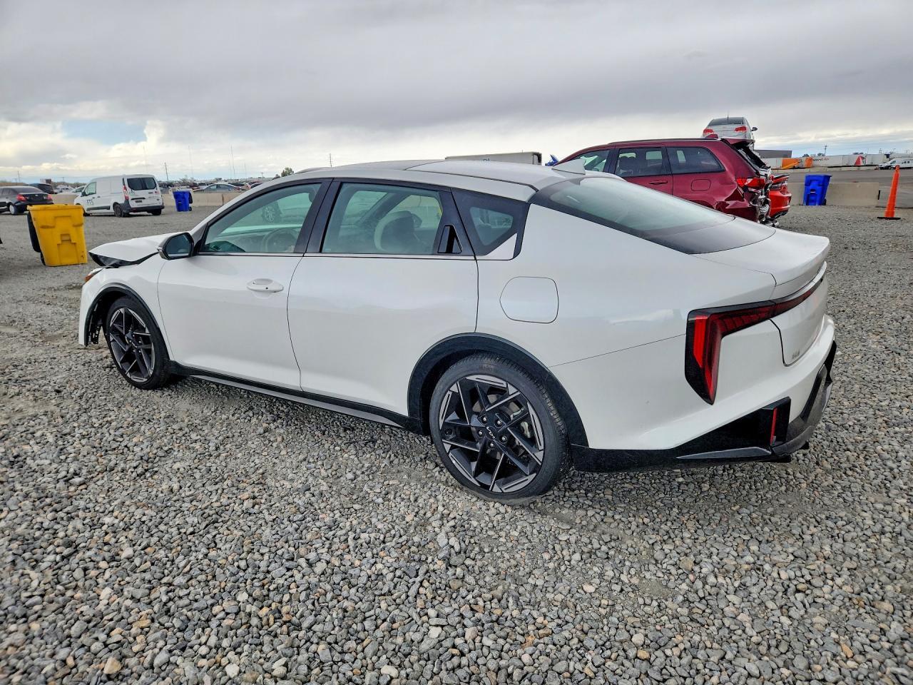 2025 KIA K4
