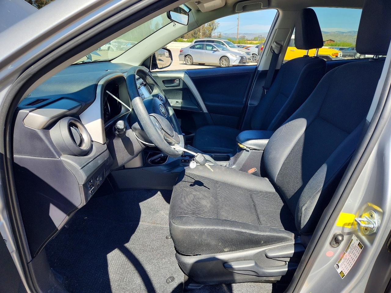 2017 TOYOTA RAV4