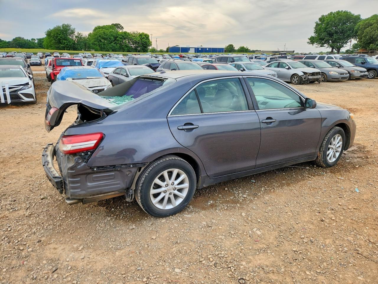 2010 TOYOTA CAMRY