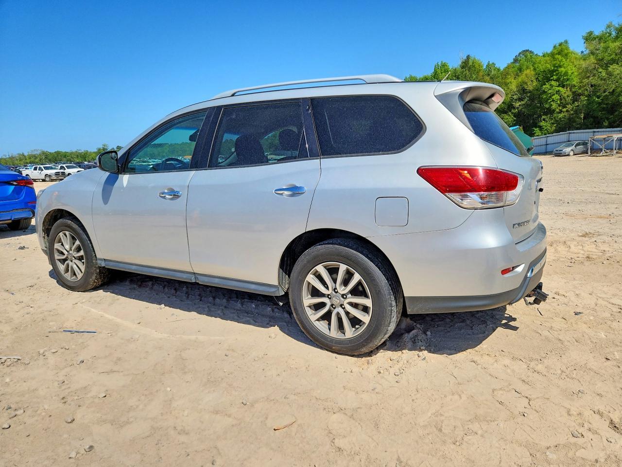 2016 NISSAN PATHFINDER
