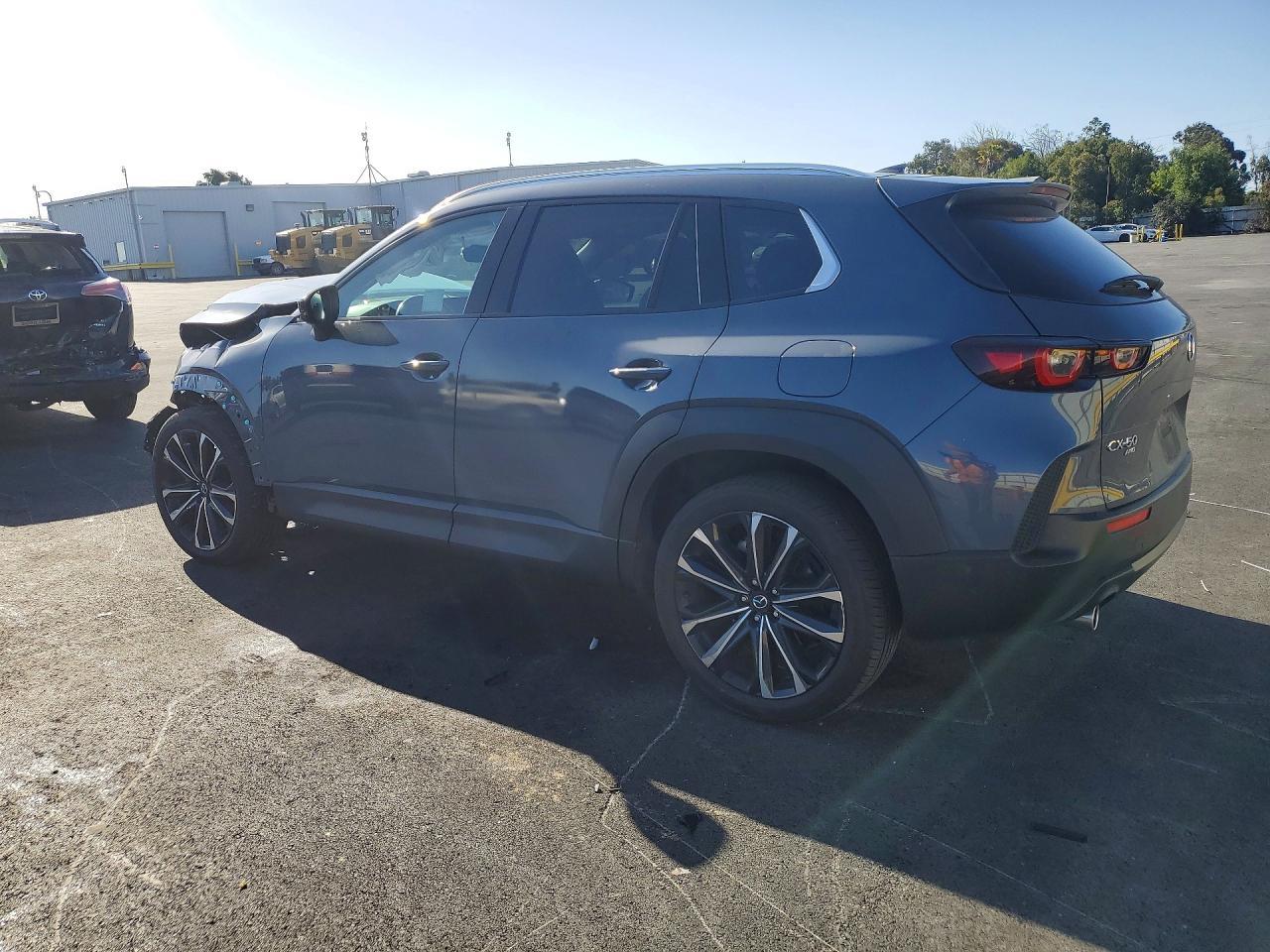 2023 MAZDA CX-50
