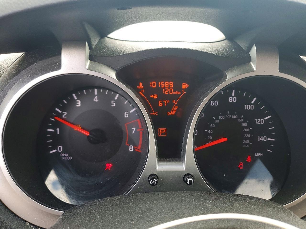 2015 NISSAN Juke