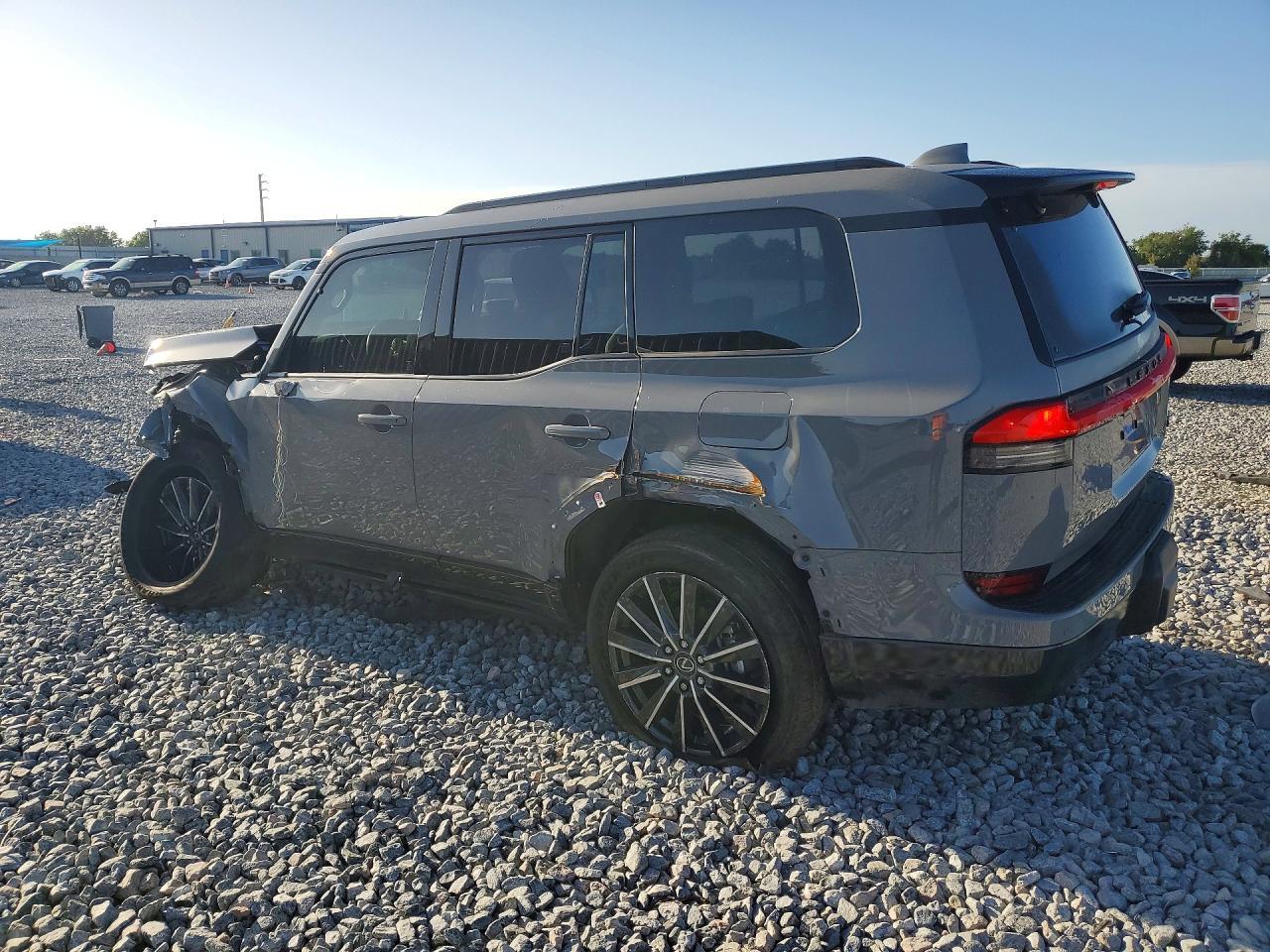 2025 LEXUS GX 550