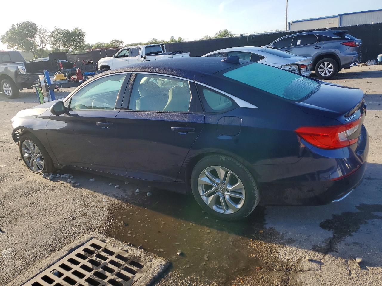 2018 HONDA ACCORD